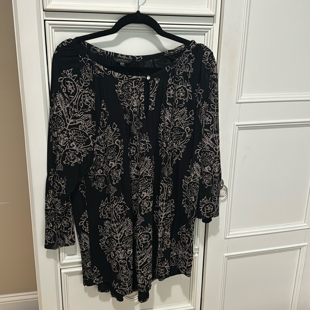 Floral Black and Cream Women's Top